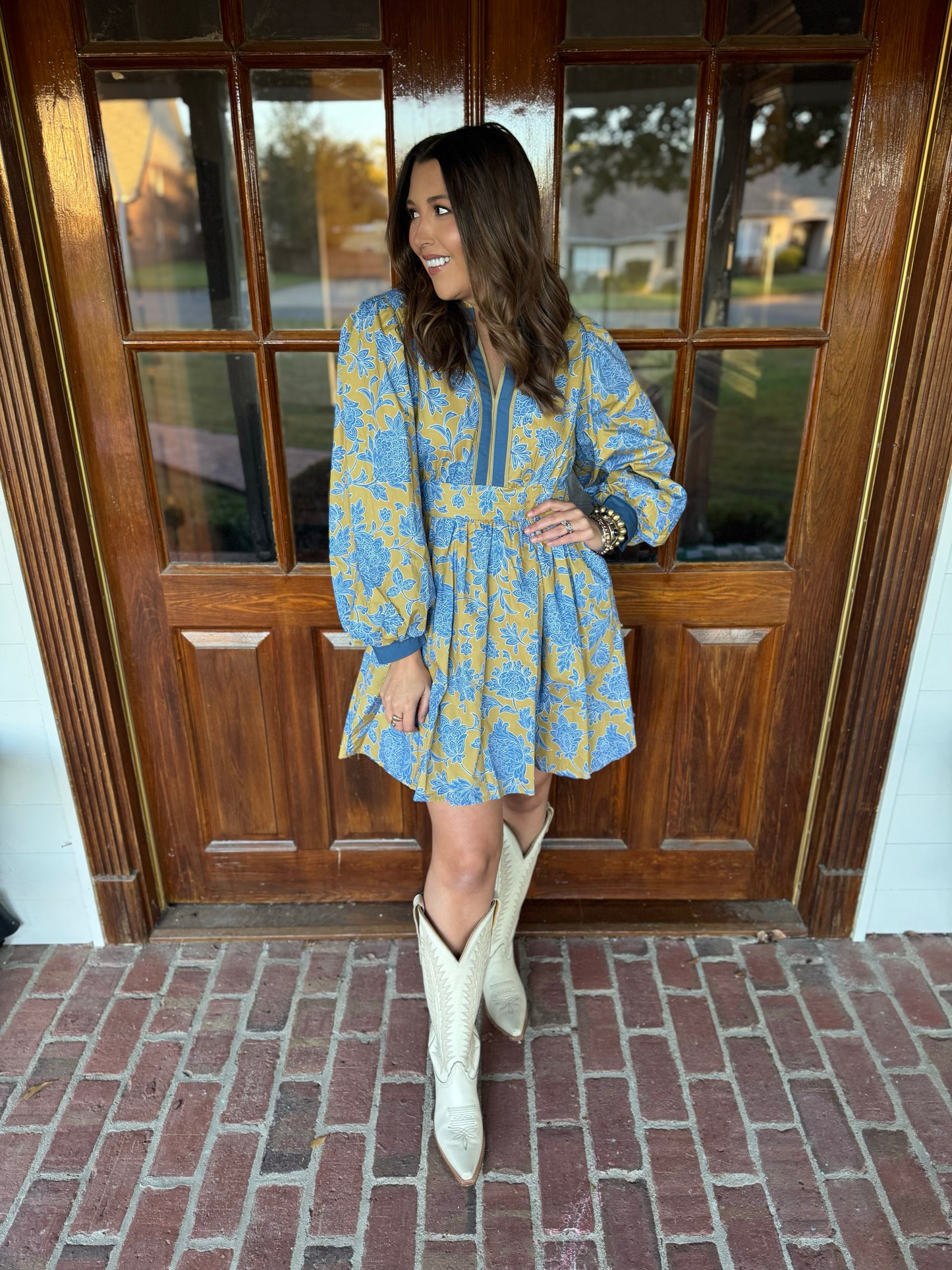 Kiwi Ruffle Collar Dress