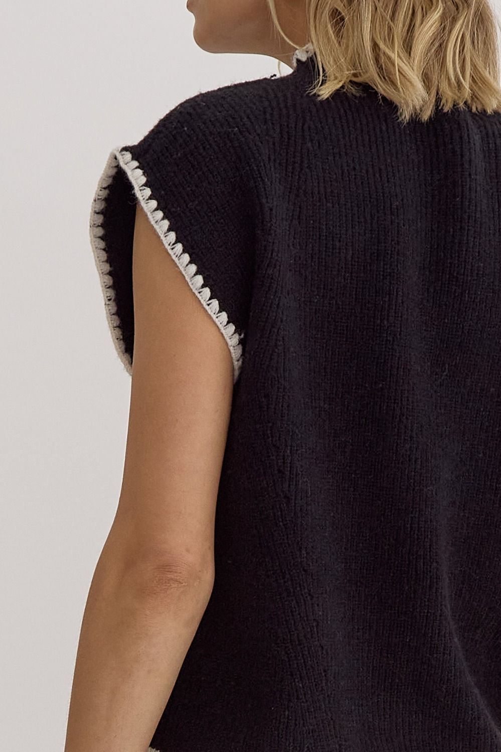 Black Scallop High Neck Sleeveless Sweater