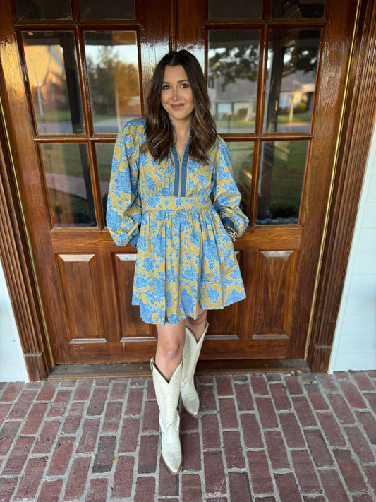 Kiwi Ruffle Collar Dress