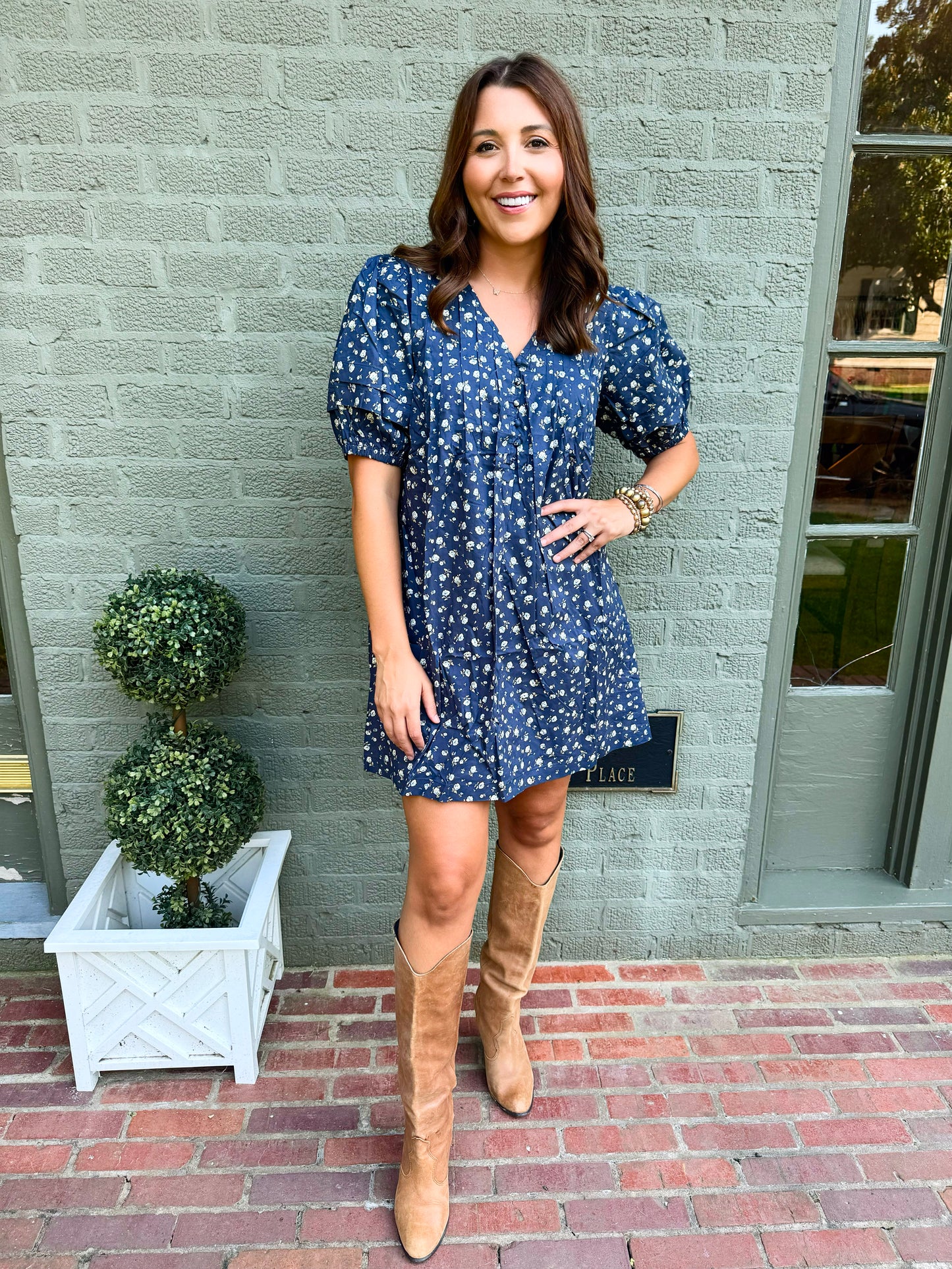 Navy Floral Puff Sleeve Dress