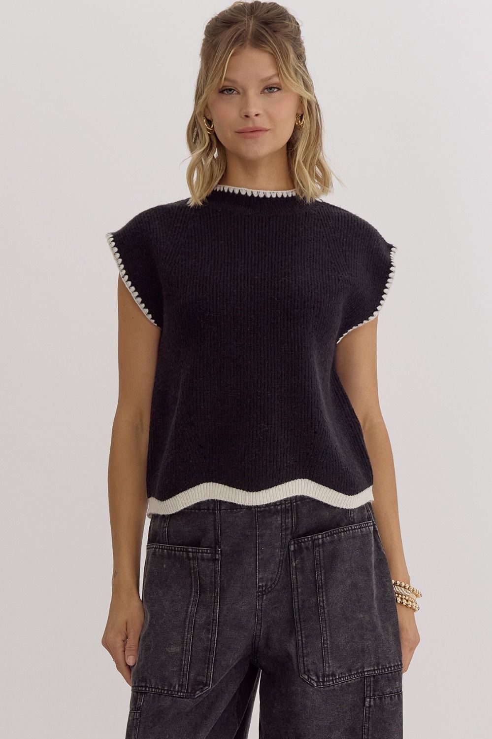 Black Scallop High Neck Sleeveless Sweater